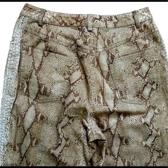 Women’s Emanuel Ungaro Liberte’ high rise mom snake patterned pant, size:4/38 - Picture 5 of 9